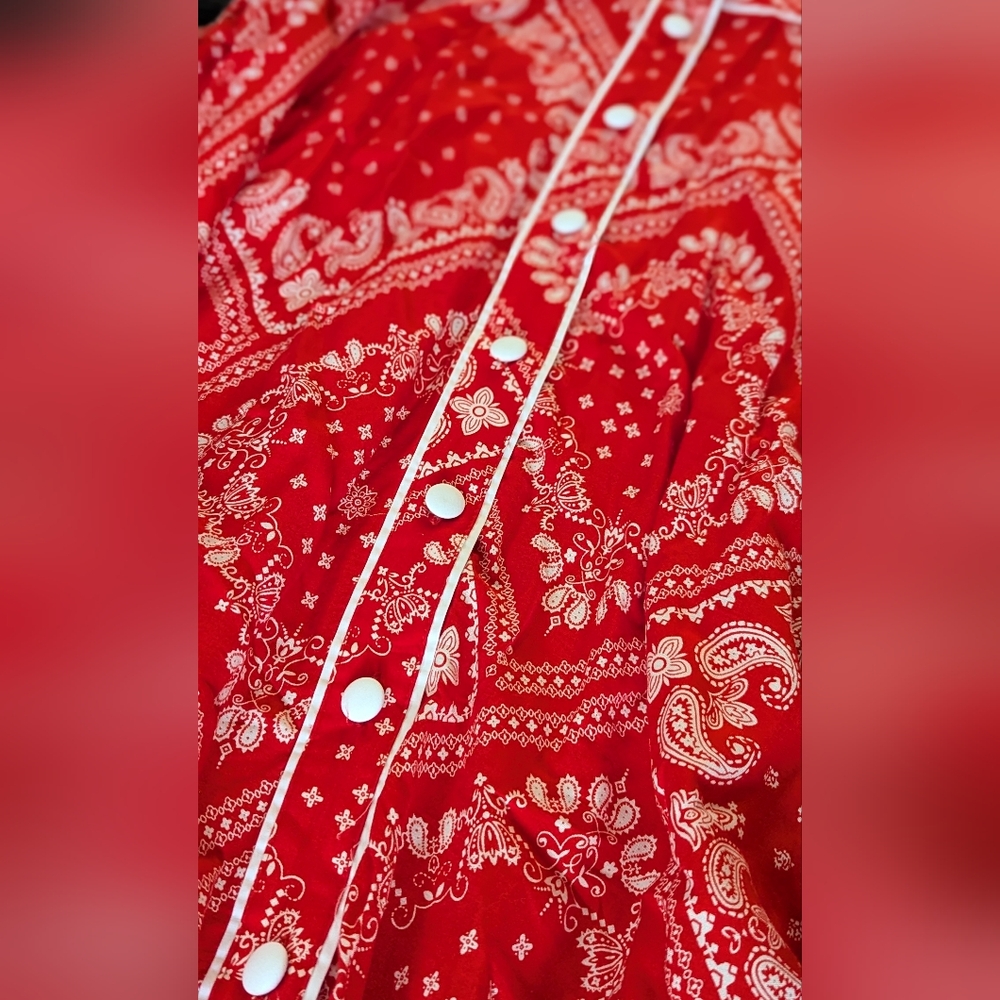 Red Paisley Button-Up Skirt - Picture 2 of 6